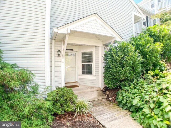 Primary Photo - 2911 S Woodley St