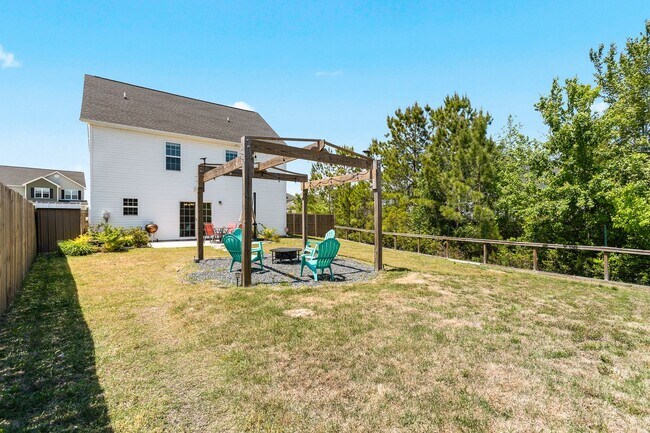 Building Photo - 520 Black Pearl Cir