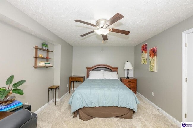 Building Photo - 236 Butterfield Dr
