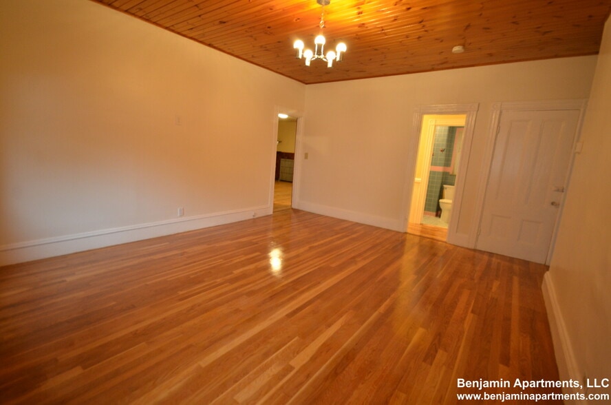Living Room - 234 Cypress St