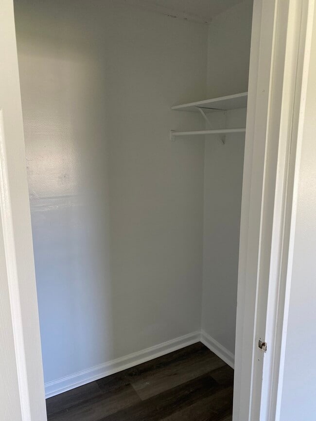 Building Photo - Beautiful 1/1 Duplex in Biloxi, MS