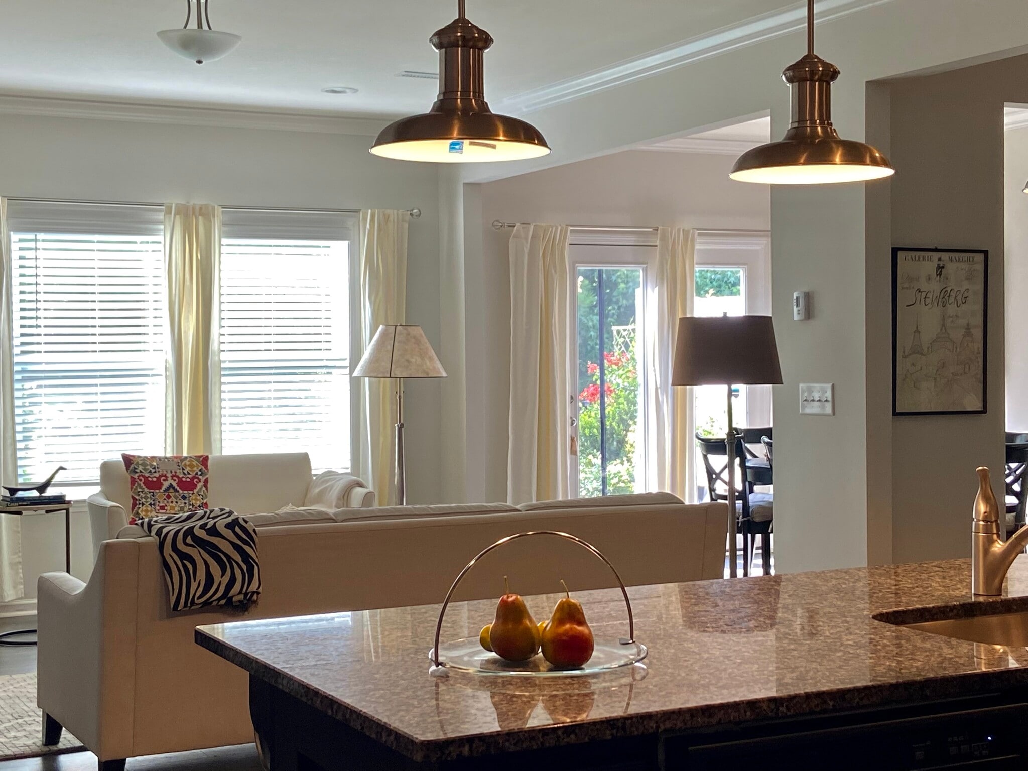 Building Photo - 615 Metro Sta