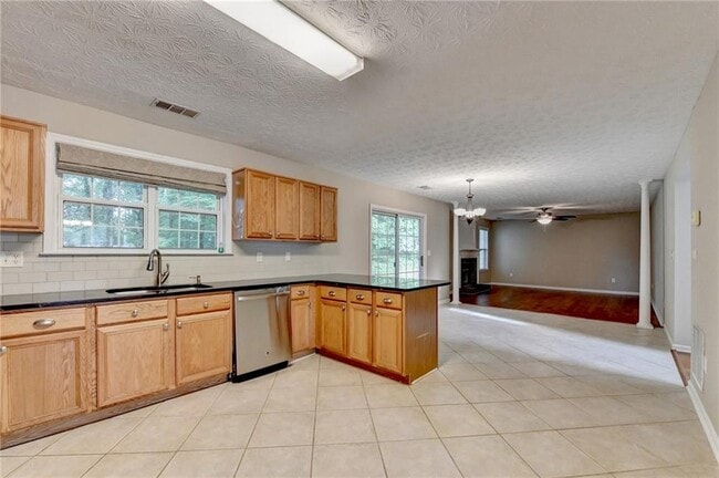 Building Photo - 5229 Pine Branch Ct