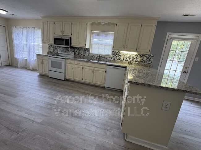 Building Photo - 200 Maryfield Ct
