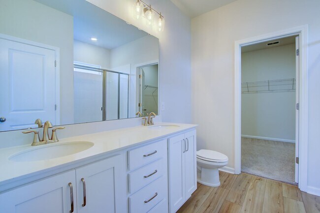 Building Photo - Spacious 4BR Rental with Stunning Kitchen & Covered Patio