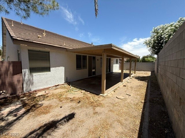 Building Photo - 831 Sleepy Moon Ave
