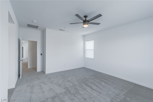 Building Photo - 9958 Oliver Hls Ave