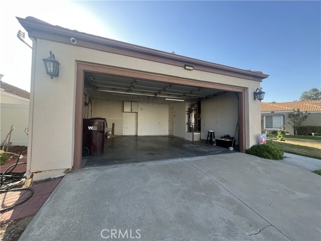 Building Photo - 28098 Lemonwood Dr