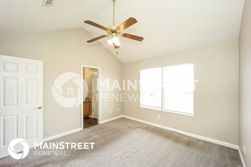 Building Photo - 265 Willow Springs Dr