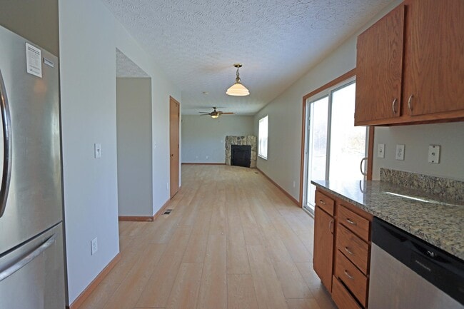 Building Photo - 4897 Nieles Edge Dr