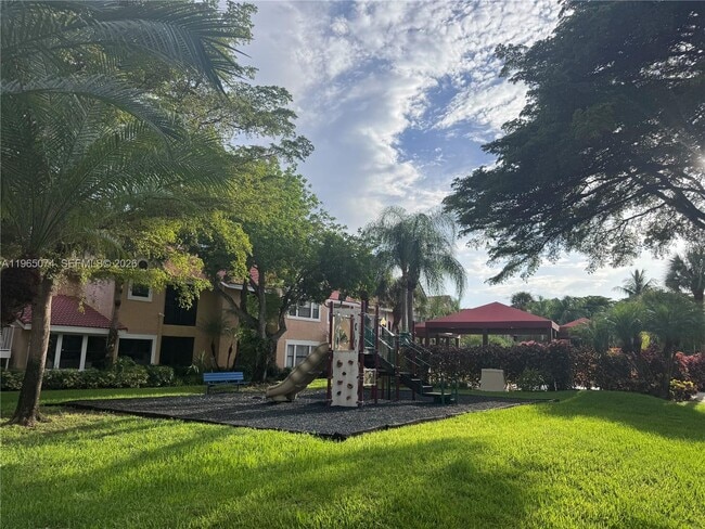 Building Photo - 15560 SW 104th Terrace