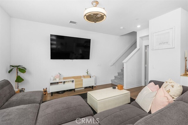 Building Photo - 32600 Manhattan Ave