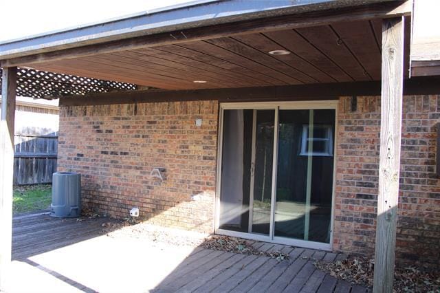 Building Photo - 613 NW Renfro St