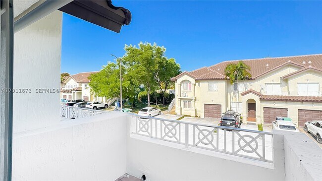 Building Photo - 8902 NW 109th Ct