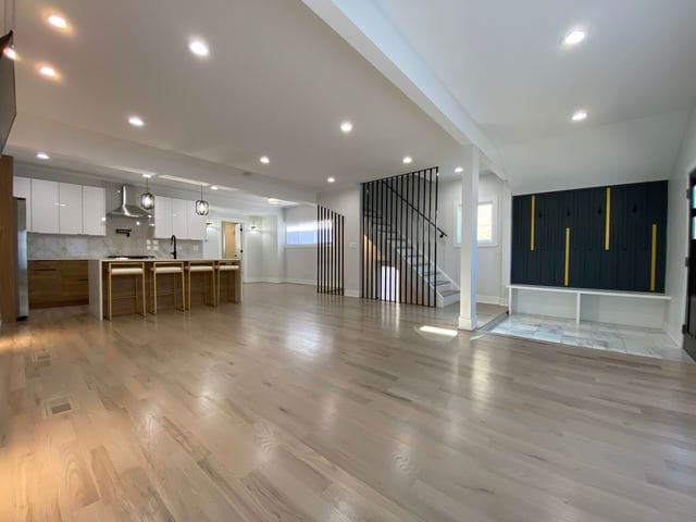 Building Photo - 2705 Cuyler Ave