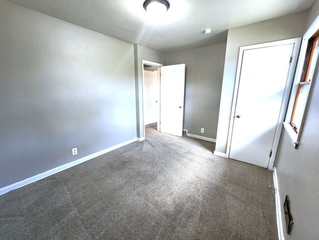 Building Photo - 4278 N 84th St