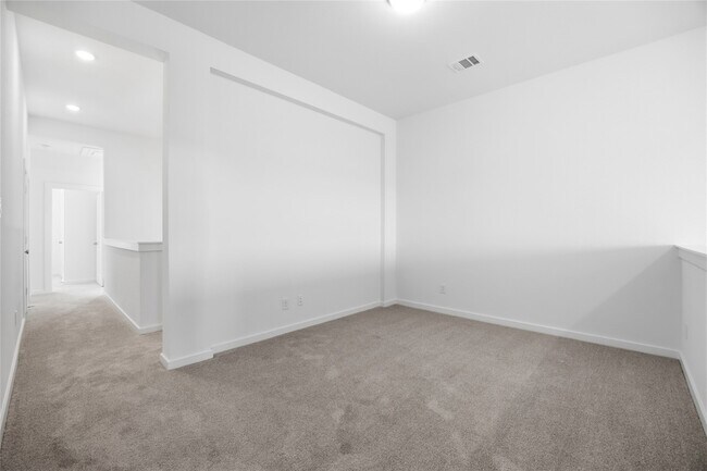 Building Photo - 16719 Lake Austin St