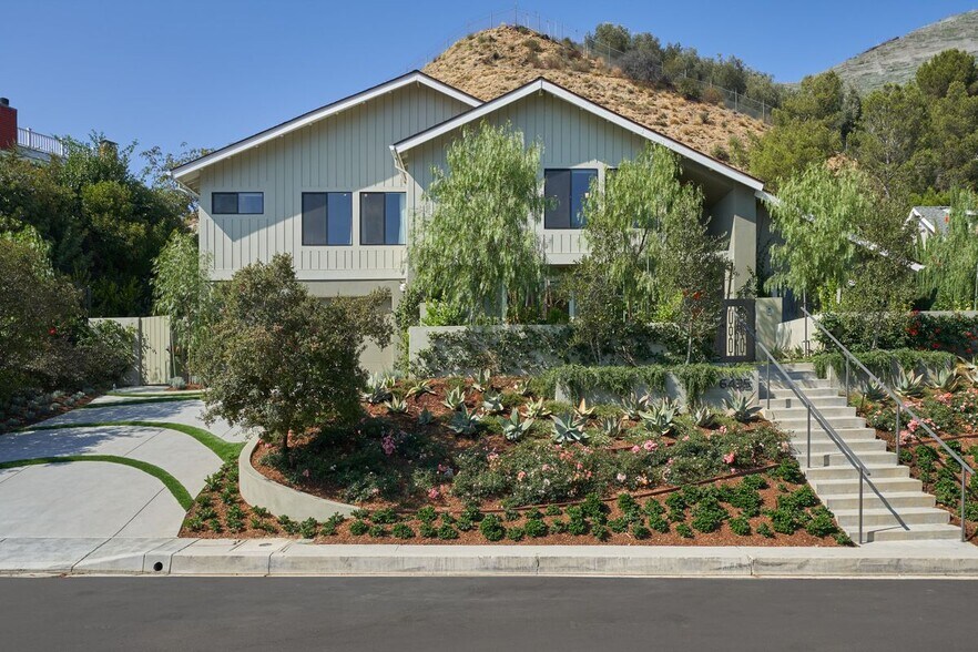 Building Photo - 6435 Innsdale Dr