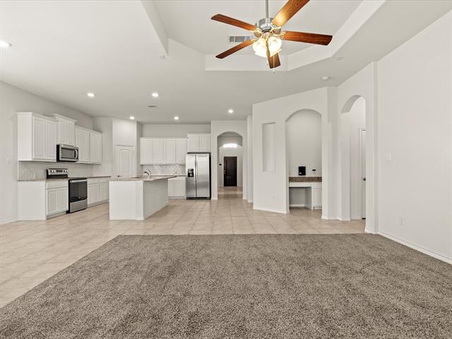 Building Photo - 149 Red Hickory Dr