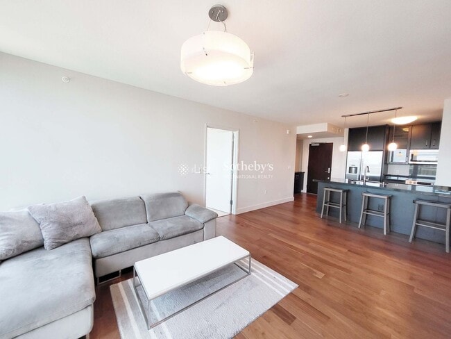 Building Photo - Waihonua #3102 | Honolulu, HI