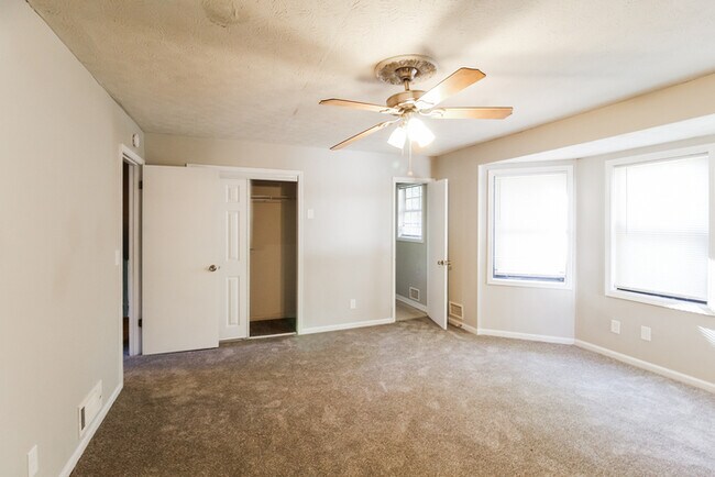 Building Photo - 5017 Dekalb Way