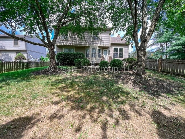 Building Photo - 8575 Kingsley Dr