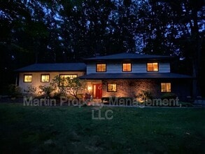 Building Photo - 1 Cyr Cir