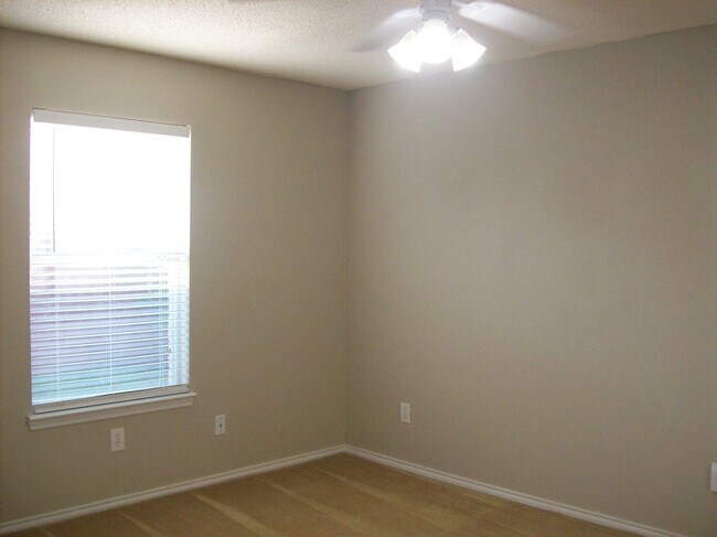 Building Photo - Great Home in Frenship School District