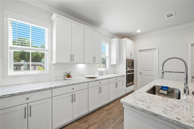 Building Photo - 3411 Swallowtail Ter