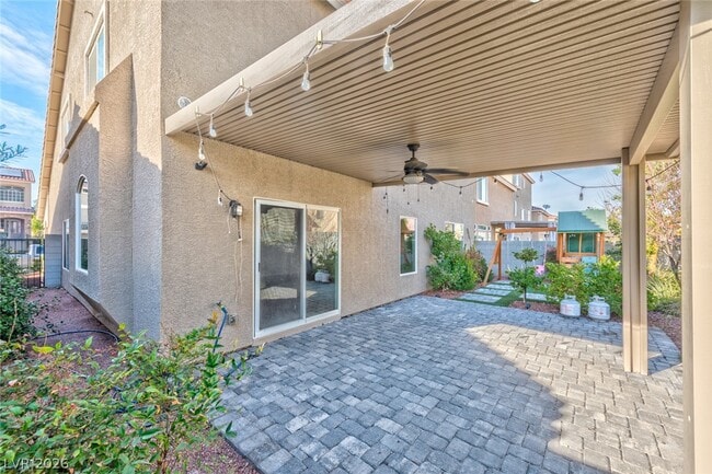 Building Photo - 10616 Aphrodite St