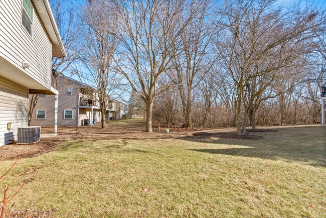 Building Photo - 63 N Victoria Ln