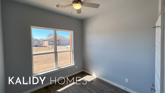 Building Photo - 424 Remington Ave