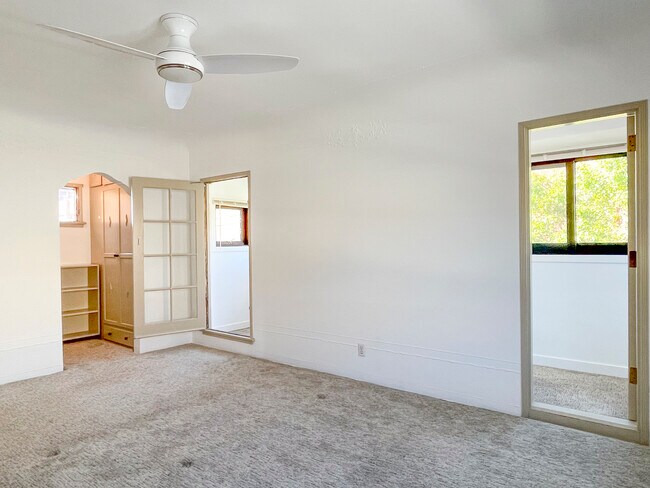 main bedroom, east - 1017 S Stanley Ave