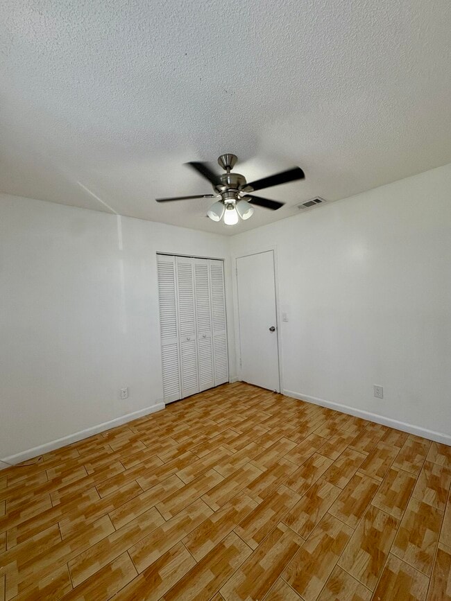 Building Photo - 4609 Pruden Blvd