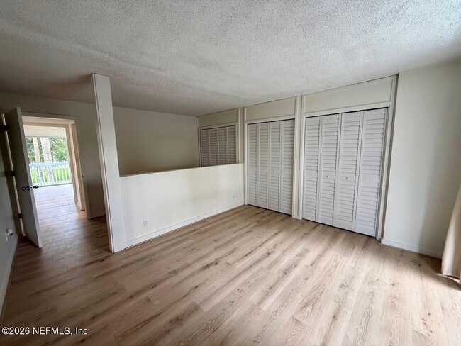 Building Photo - 222 7th St