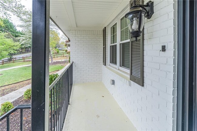 Building Photo - 194 Melanie Ln