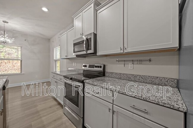 Building Photo - 75 Rolling Waters Ct