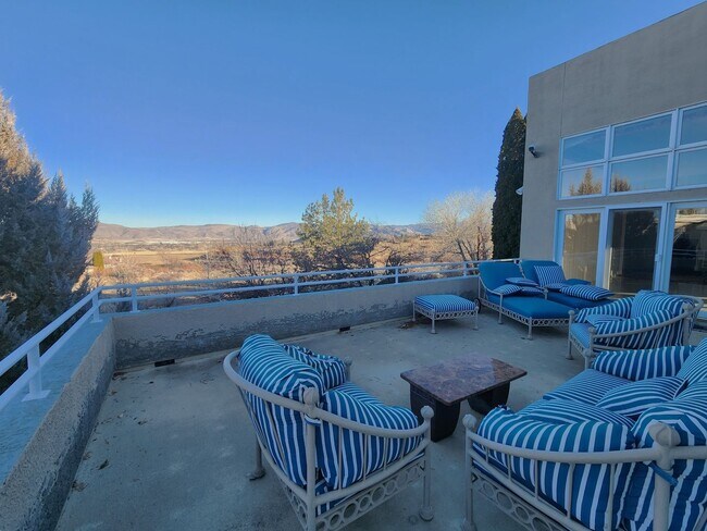 Building Photo - Multi level Mosaic Mansion on the Upper We...