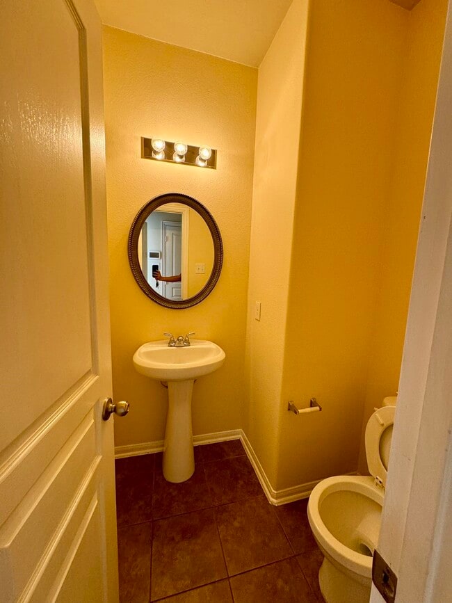 Building Photo - 8230 Polaris Point Ln
