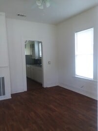 Building Photo - 575 Campus St