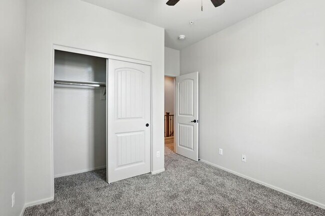 Building Photo - 3570 S Winter Lane #102