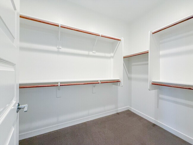 Building Photo - 3811 S 64th Dr