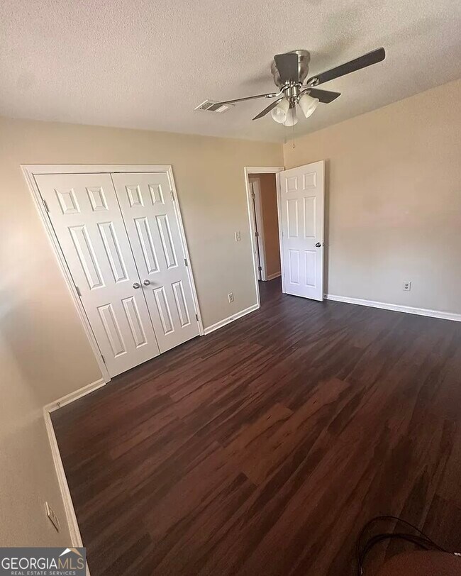 Building Photo - 538 Southgate Ave