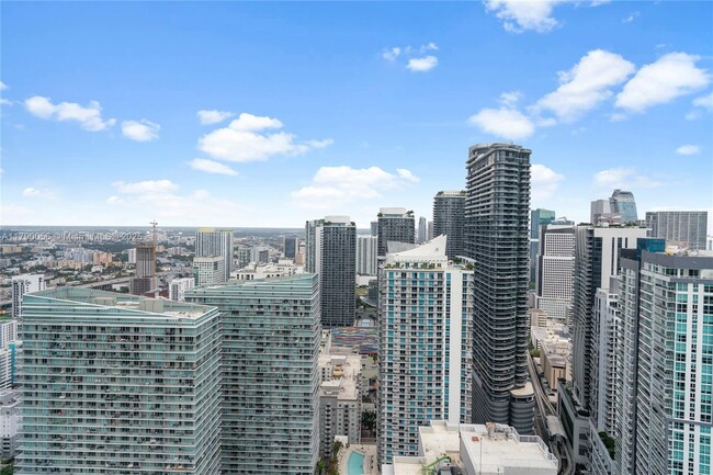 Building Photo - 1300 S Miami Ave