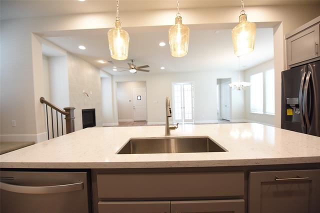 Building Photo - 7112 Royal Liverpool Dr