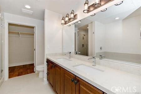 Building Photo - 627 Deep Valley Dr
