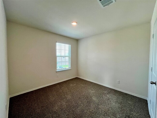 Building Photo - 2304 Lattimore St