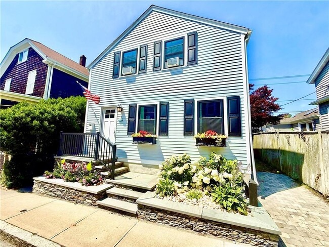 Primary Photo - 22 Dixon St