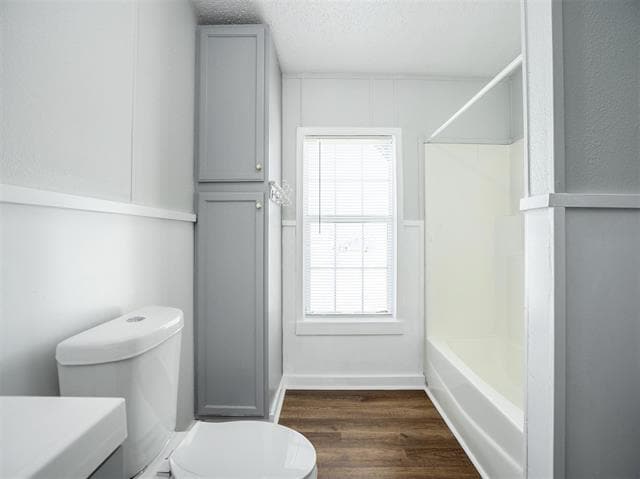 Building Photo - 9558 Diamond Avenue