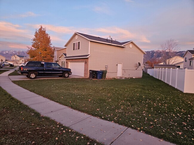 Nice size garden to maintain. - 241 Sunstone Cir